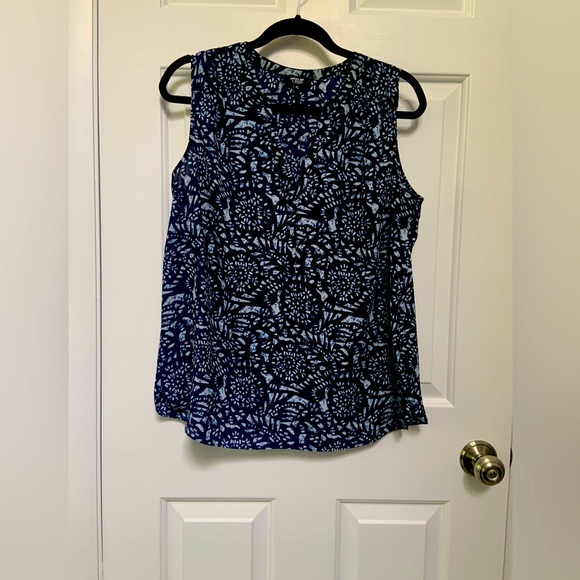 Lovely blouse by NYDJ - Picture 2 of 4